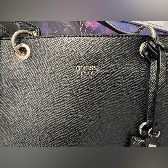 GUESS Black Kamryn Tote/Large Purse Preowned - Picture 7 of 7